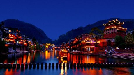 凤凰古城